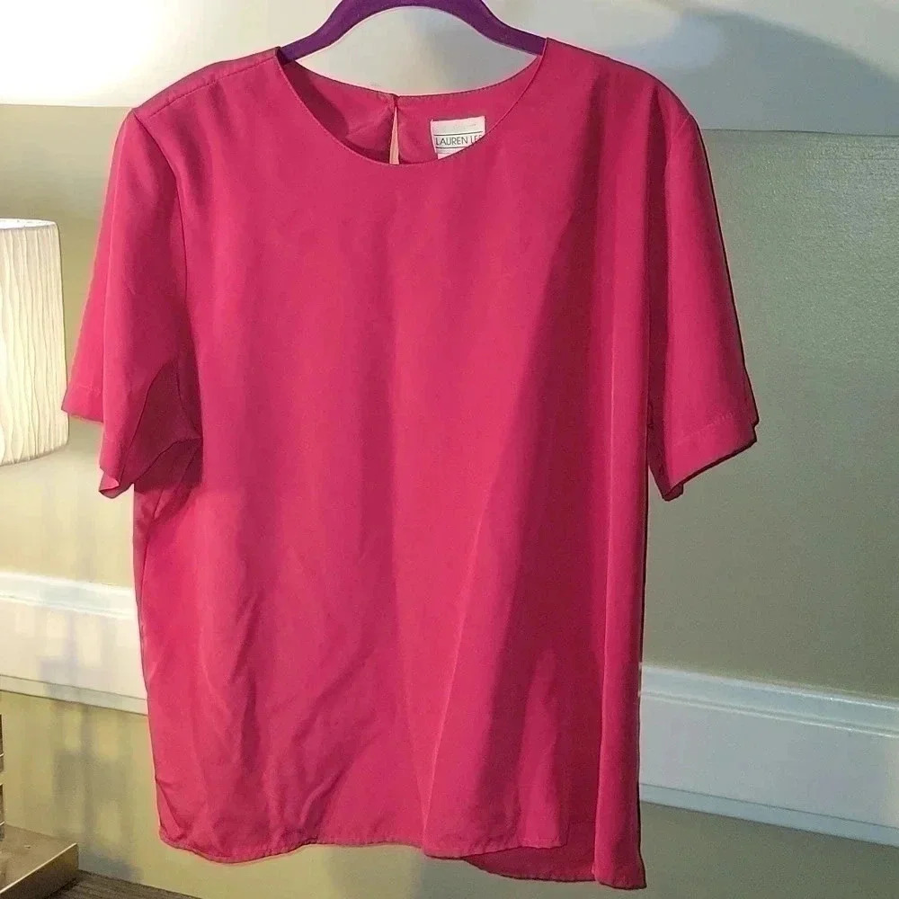 Vintage pink round neck blouse Large